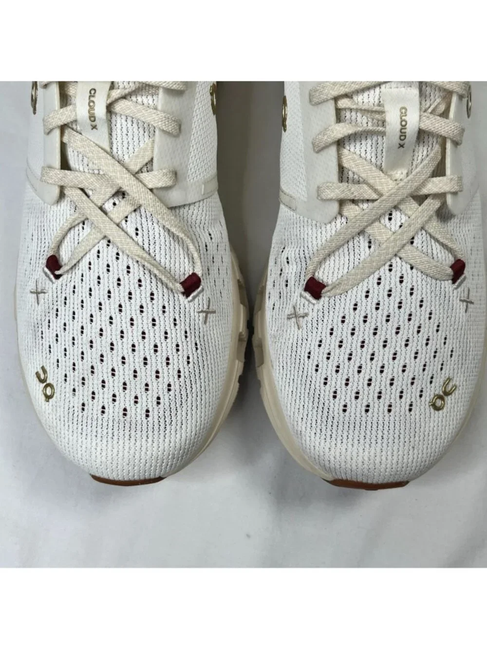 On Cloud X 4 Sneakers Limited Edition White Dark Red Trainers US Women's 9